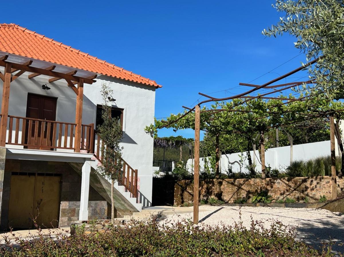 Villa Casa Bizarra Castanheira de Pera Exterior foto